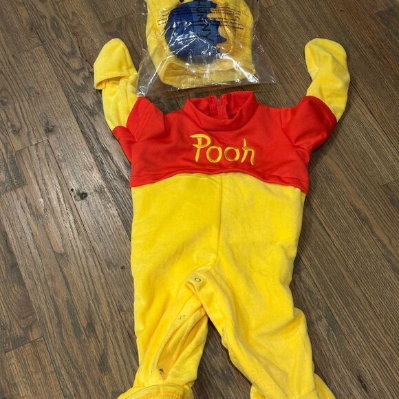 Winnie the Pooh Baby Costume 0-6 months NWOT - Picture 5 of 7